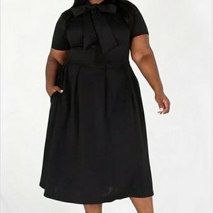 2 ONLY 1 BLACK 1 WHITE EIEN BOWTIE DRESS